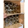 Image 1 : Canning jars