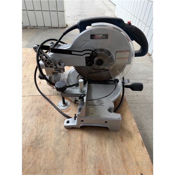 Chop saw