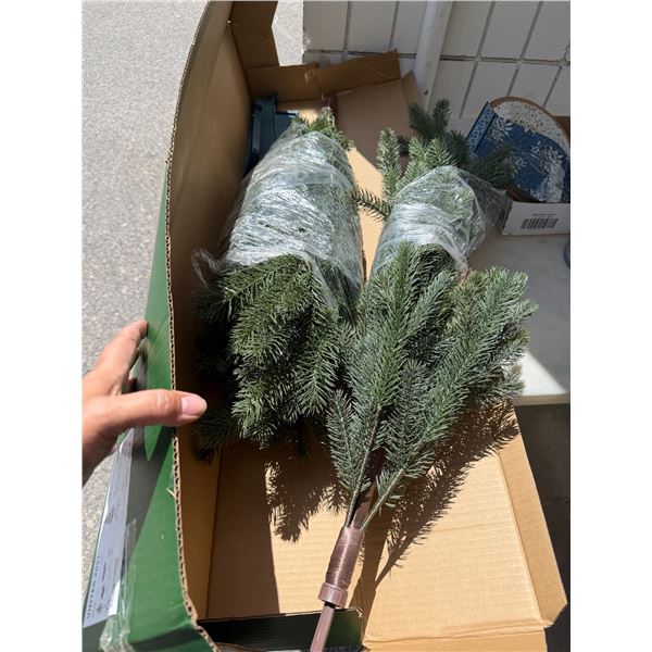 Tree decor