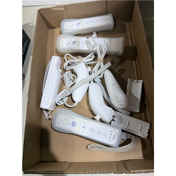 Wii controllers