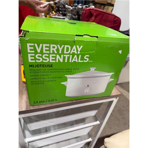Every day, essentials crockpot