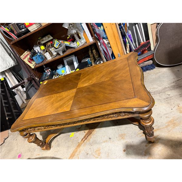 Coffee Table needs wood glue here. See picture.