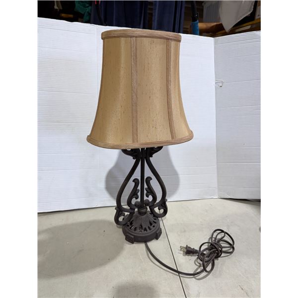 Cast iron lamp