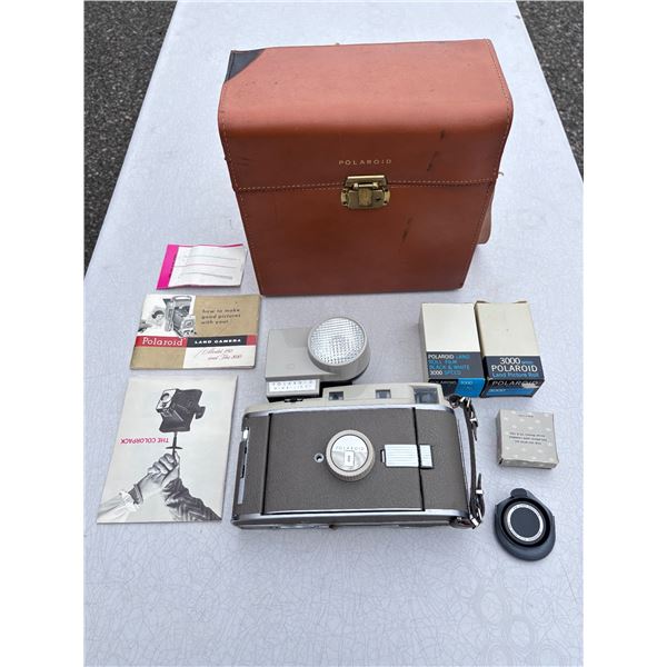 Polaroid land camera 800