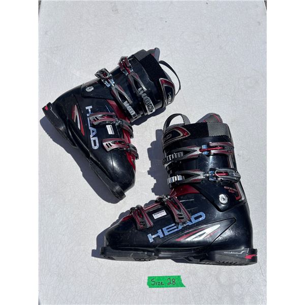 Head ski boots    size 28