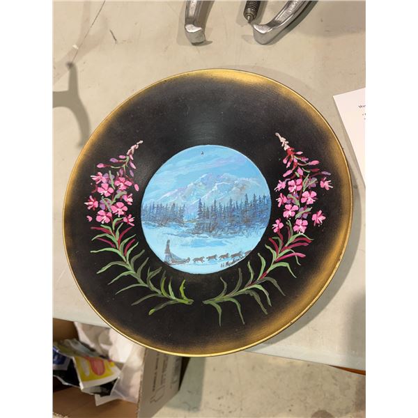 Painted gold pen by HATTIE NIELSON Yukon