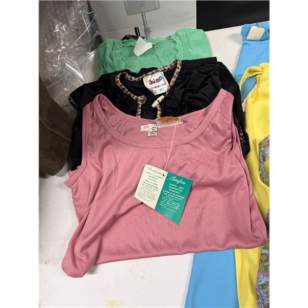 Vintage tops size large, 40
