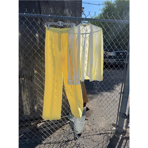 Vintage pants the tall shop and shirt size not shown