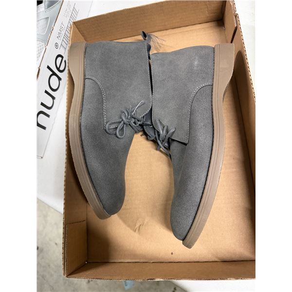 New shoes, size 8