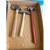 Image 1 : Hammers