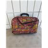 Image 1 : Vintage suitcase