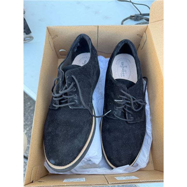 Shoes size 10