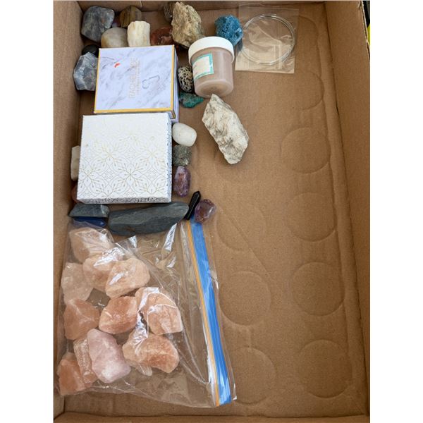 Assorted stones