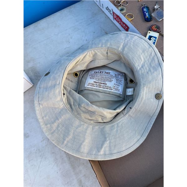TILLEY Hat, 7 5/8"