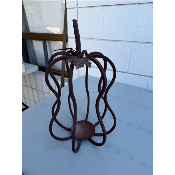 Metal pumpkin decor