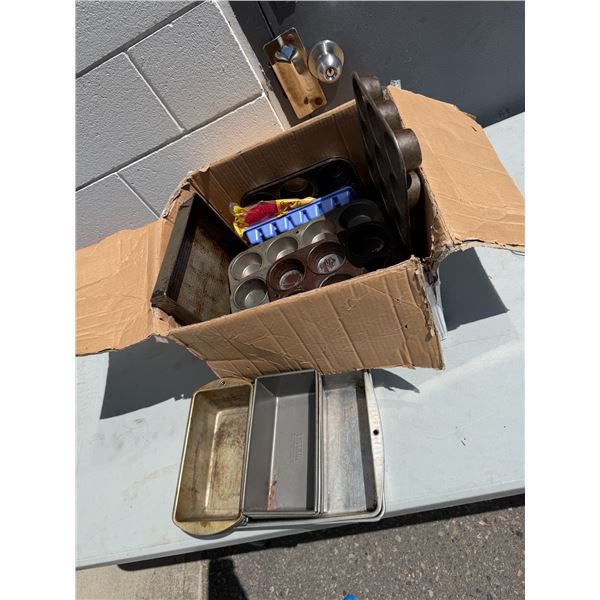 Baking pans