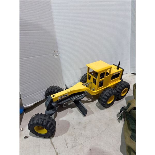 Large 17" Tonka road grader