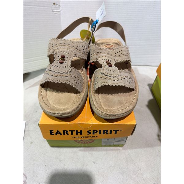 New Earth Spirit  Sandals size 9