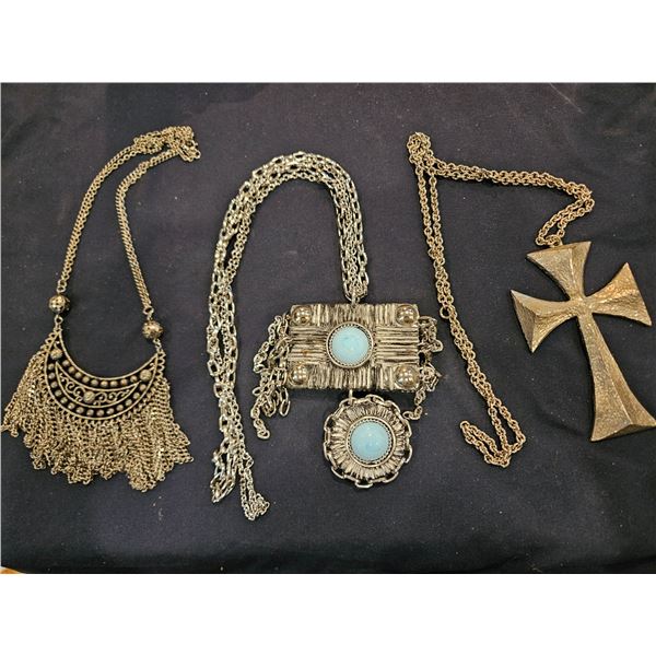 Chunky necklaces