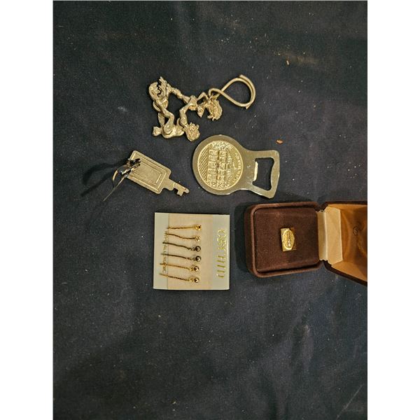Assorted lot