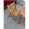 Image 3 : Folding table and two chair chairs