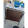 Image 1 : Folding rolling cot