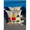 Image 1 : Cushions Serving dishes