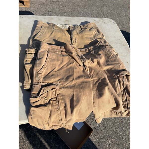 Cargo shorts size 32