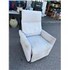 Image 1 : Recliner