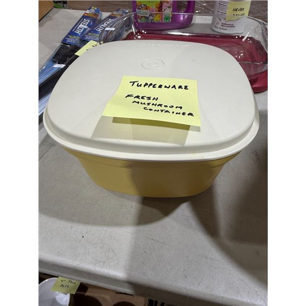 Tupperware Vintage container