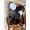 Image 1 : Assorted pots, 4 inches tall