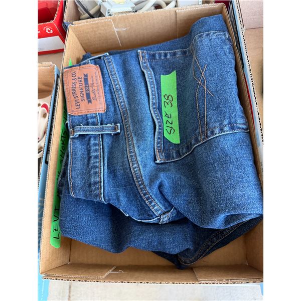 Levi's size 38