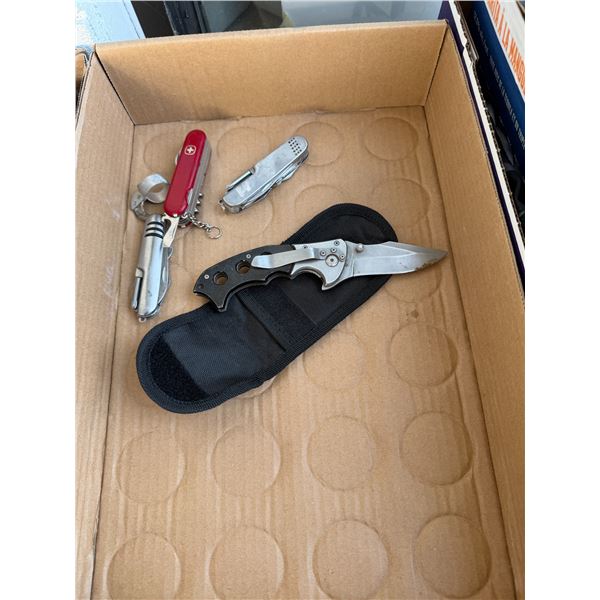 Pocket knives