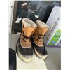 Image 1 : Wind River boots size 8