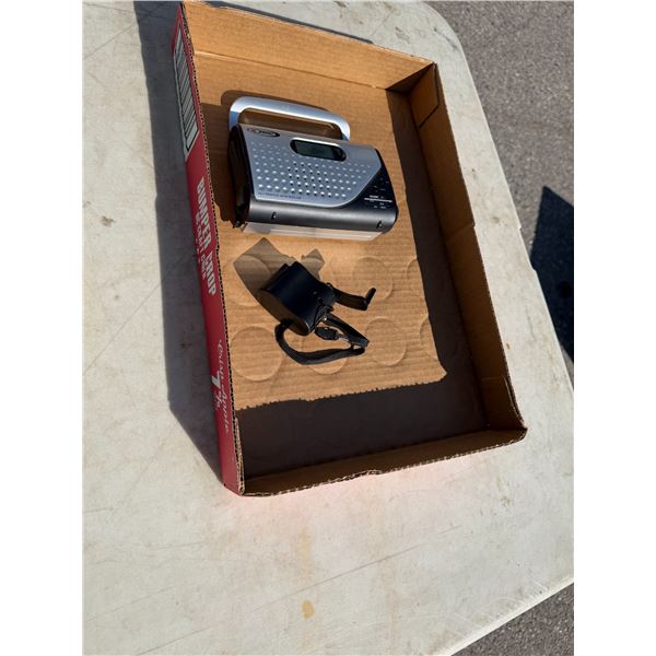 OMEGA self powered AM/FM receiver