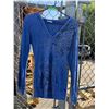 Image 1 : DAVIDA size medium shirt