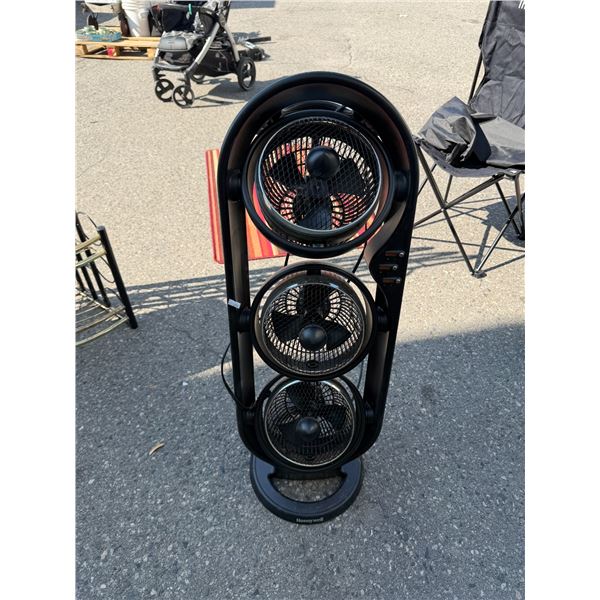 3 fan