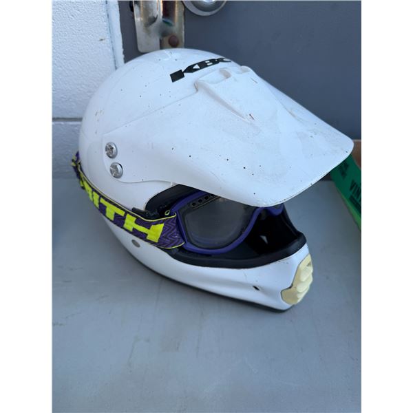 Helmet size medium