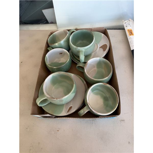 NUGO pottery