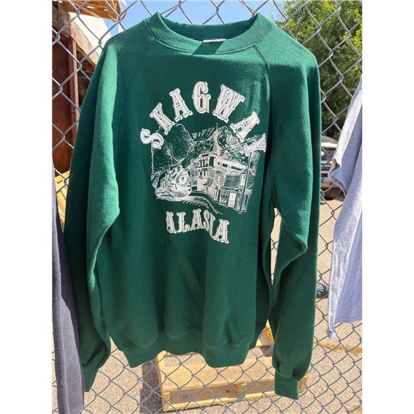 SKAGWAY Alaska sweatshirt size XL