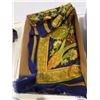 Image 1 : Scarf