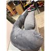 Image 1 : Body pillow pillows