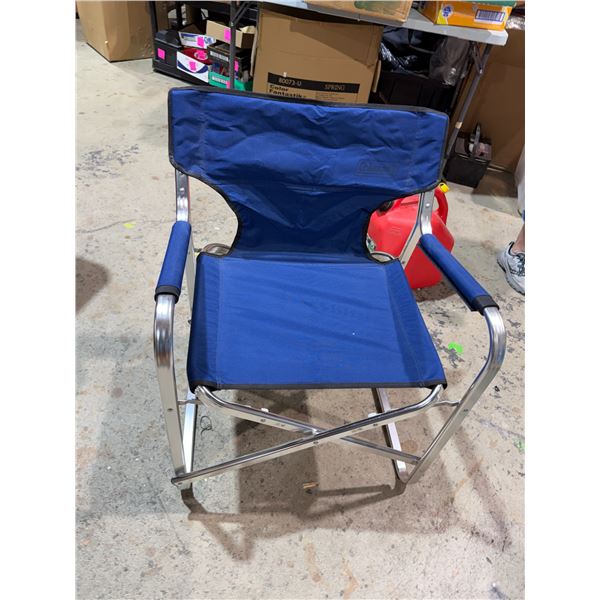 Folding camp chair