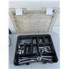 Image 1 : Wrenches and sockets