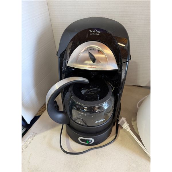 Hot tea maker