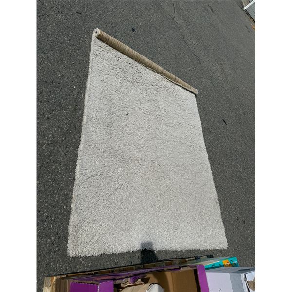 Area carpet