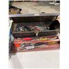 Image 1 : Toolbox and contents