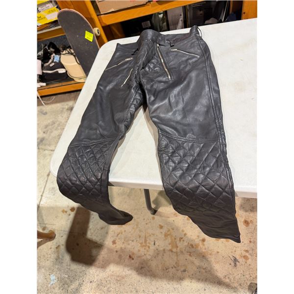 Pants size not showing