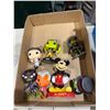 Image 1 : Bobble heads and Mickey