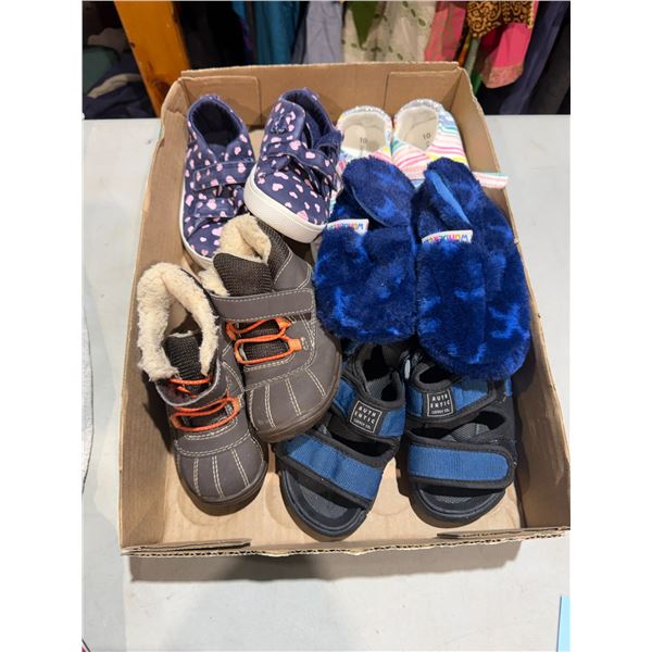 Assorted toddler shoes, etc.